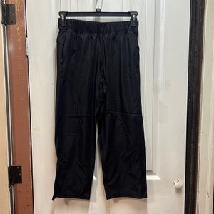 Ilululemon ankle pants size 6 like new
